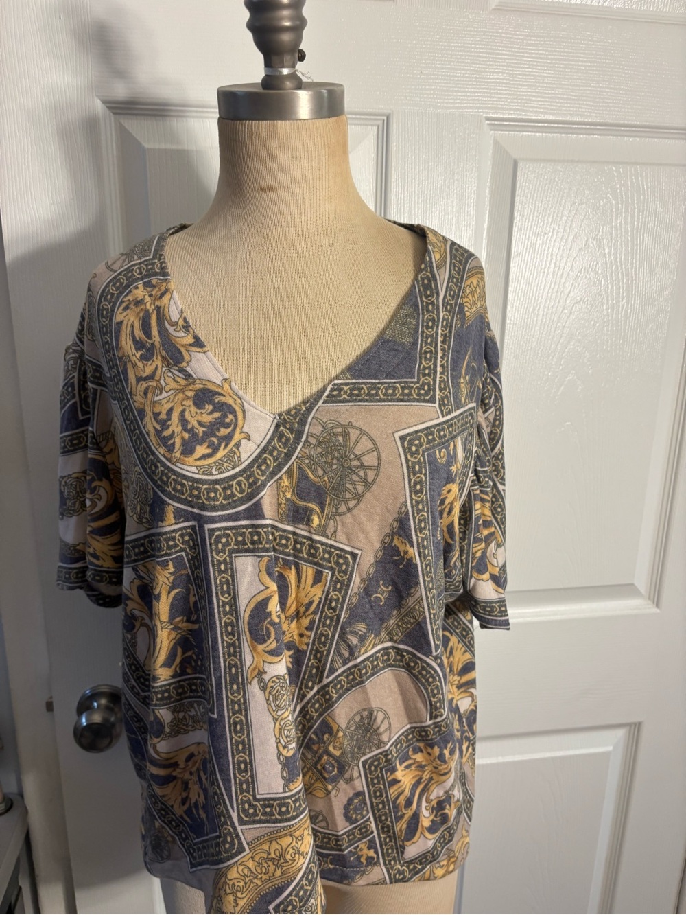 V-Neck Printed Women's Top in Navy, Beige & Gold